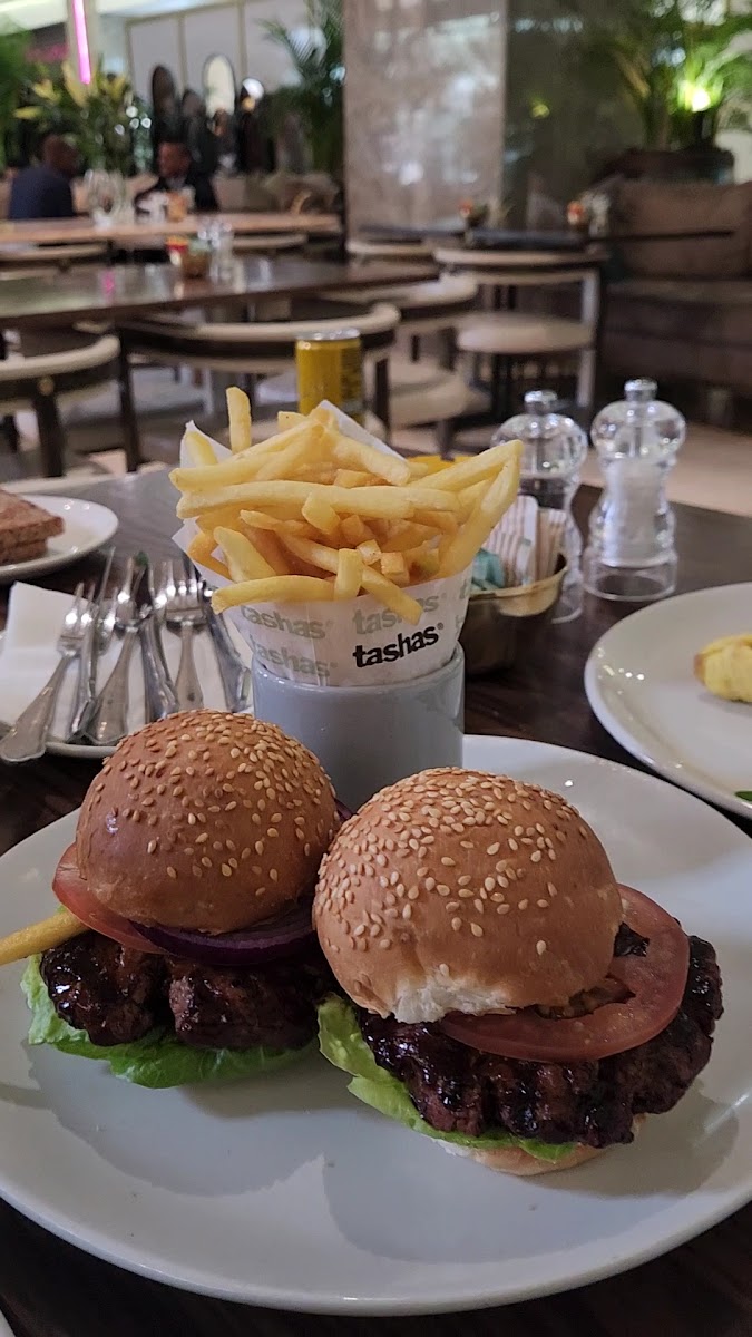 Tashas Nelson Mandela Square-2